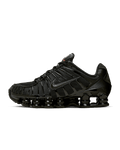 Nike Shox Sneakers: Explore the Nike Shox silhouette in the colour options listed here